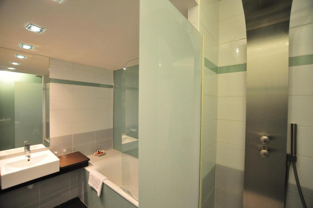 Hotel Europole Γκρενόμπλ Δωμάτιο φωτογραφία